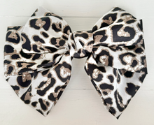 Load image into Gallery viewer, Leopard Bow Hair Slide
